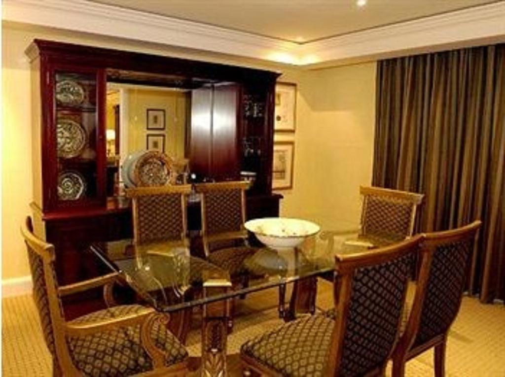 Peermont Walmont At The Grand Palm, Gaborone Ξενοδοχείο Εξωτερικό φωτογραφία